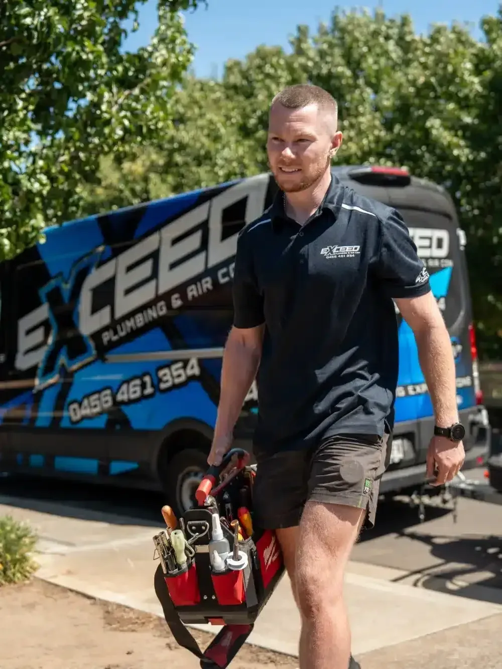Local plumber arriving at a Windsor Gardens home